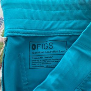 Figs Teal Jogger Scrub Set
